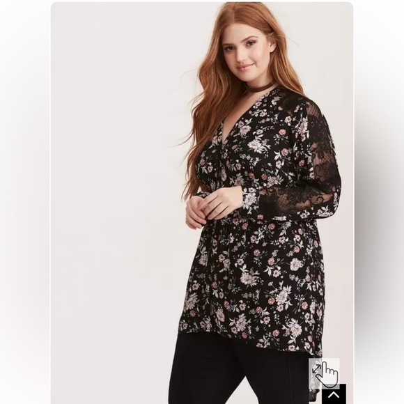Torrid Lexi Lace Hi Lo Babydoll Tunic Black Pink Floral Button Front Size 2 2X - Picture 2 of 14